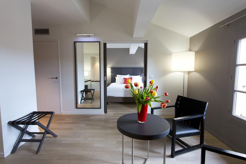 Grand Hôtel de Castres Castres  Buitenkant foto
